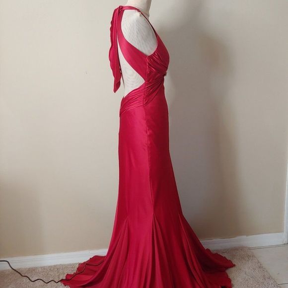 NWOT Jovani Red Sexy Mermaid Formal Gown. - Picture 3 of 4